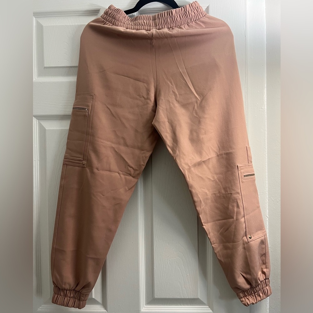 Cargo pants - Picture 2 of 3